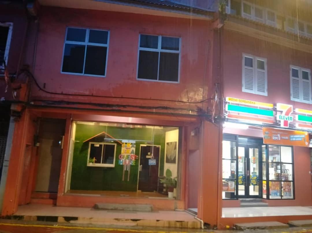 Joka-Joka Guesthouse Malacca Exteriör bild